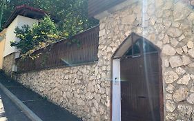 Timi Residence